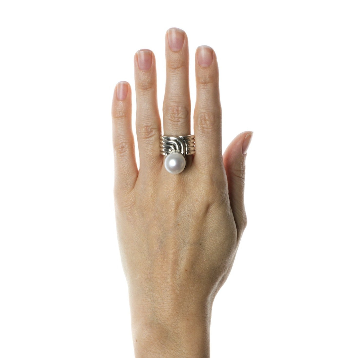 Supersonic Pearl Ring