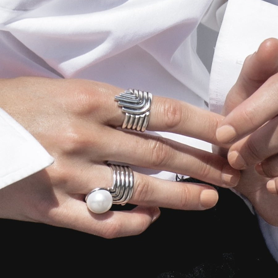 Supersonic Ring